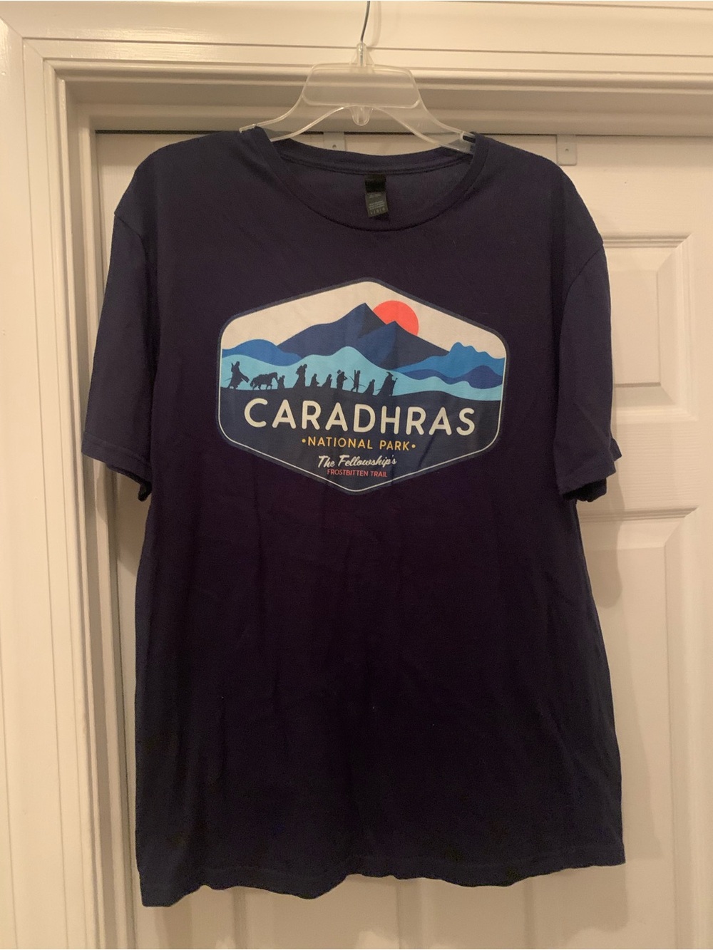 Caradhras National Park - The Fellowship's Frostbitten Trail navy blue T shirt L